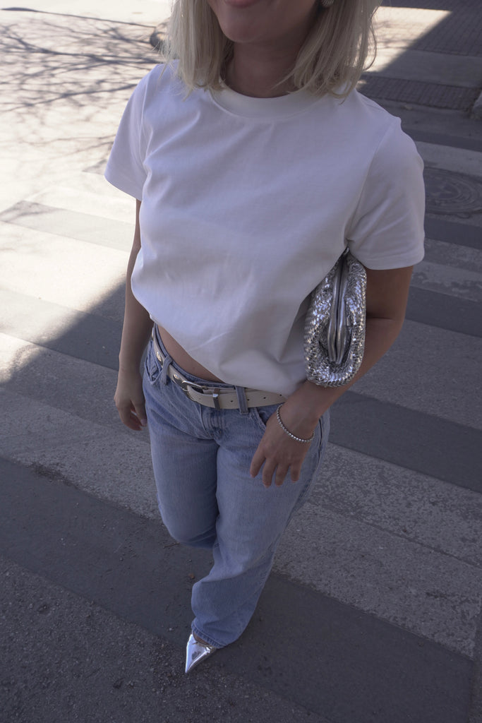 White t-shirt